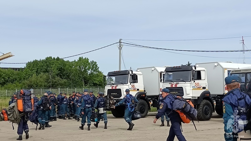 В Приморье направлены дополнительные силы спасателей МЧС России из Камчатки и Хабаровска