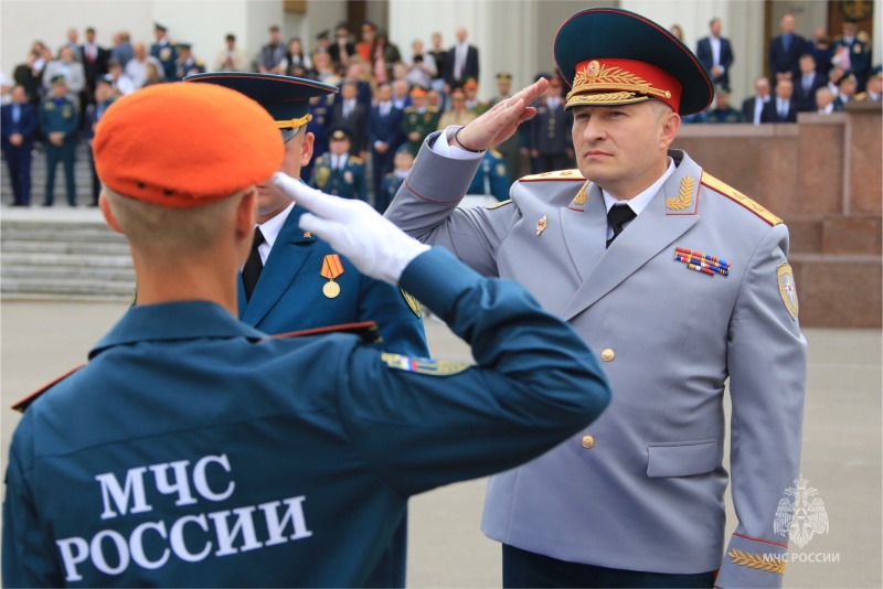 В Москве курсанты и студенты Академии ГПС МЧС России приняли Присягу и дали торжественную Клятву