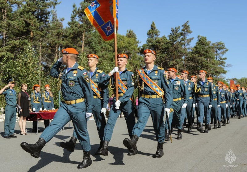 В Приморском крае состоялась торжественная церемония посвящения школьников в кадеты