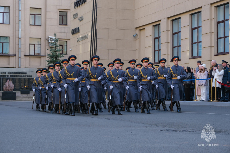 В Санкт-Петербургском университете ГПС МЧС России прошли мероприятия в честь 118-летия вуза