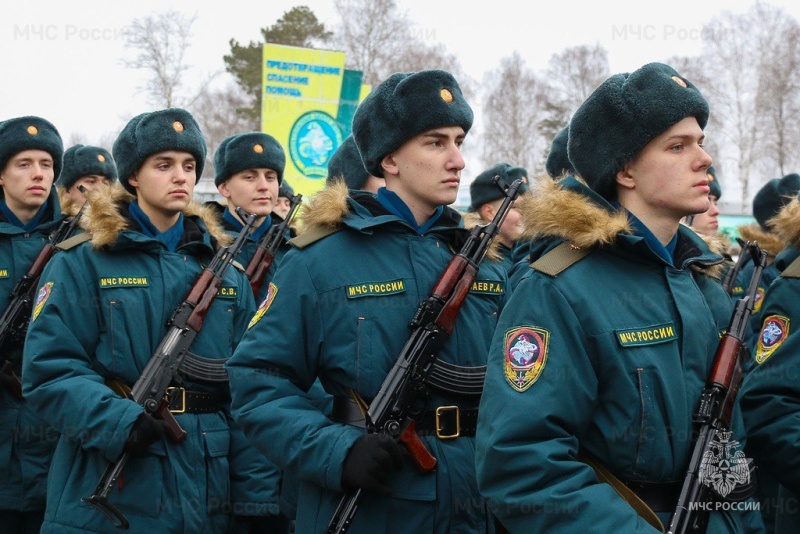 Новобранцы Ногинского спасательного центра МЧС России приняли присягу